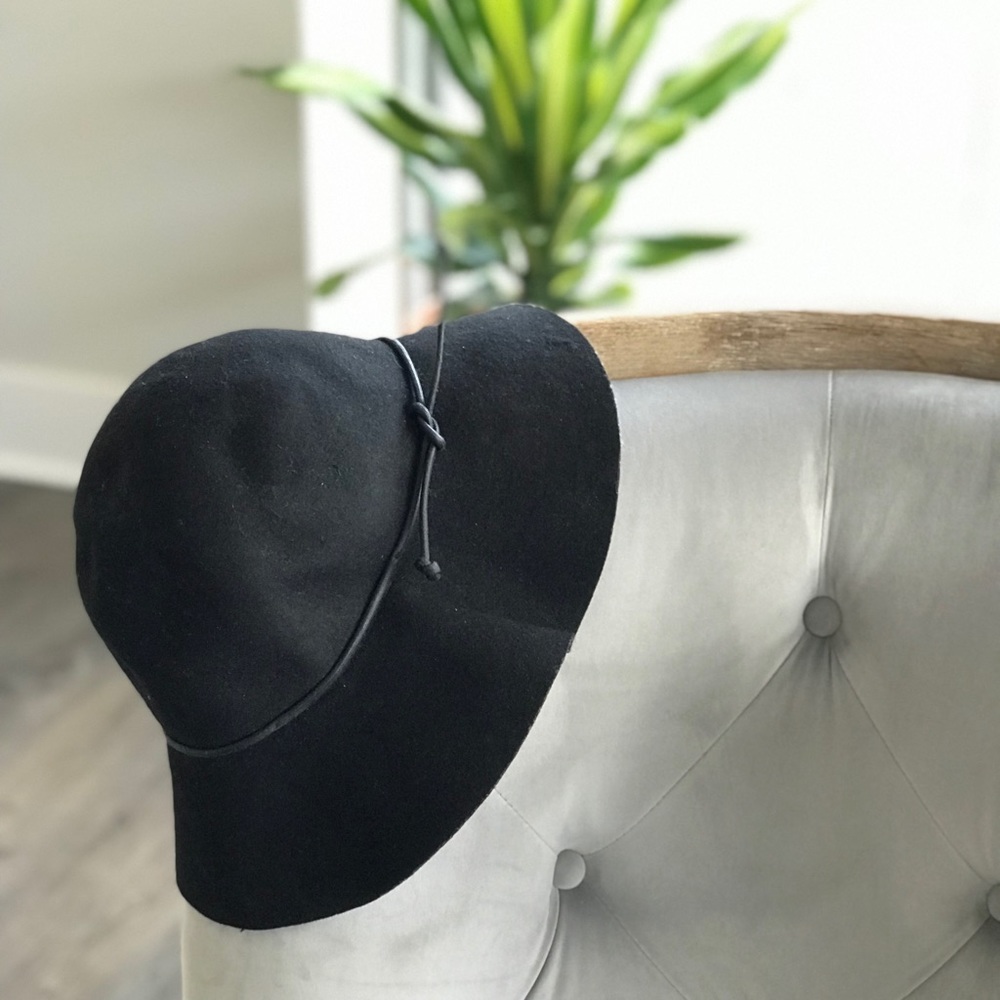 Black Sun Hat